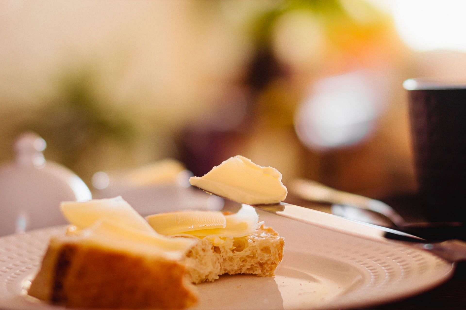 Different types of butter (Image via Unsplash/Crazy Cake)